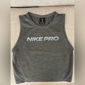 Nike workout top